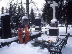 Φινλαδία νεκροταφείο Χριστούγεννα