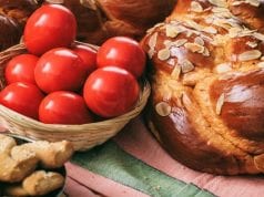 tsoureki auga koulouria