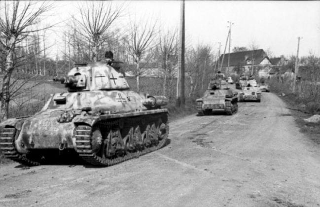 German troops using captured French tanks (Beutepanzer) in Normandy, 1944