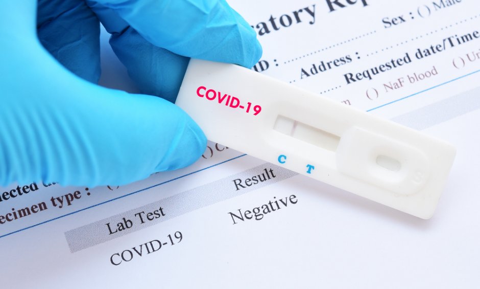 COVID-19: Πρόσβαση 30.000 ασθενών στη ρεμδεσιβίρη