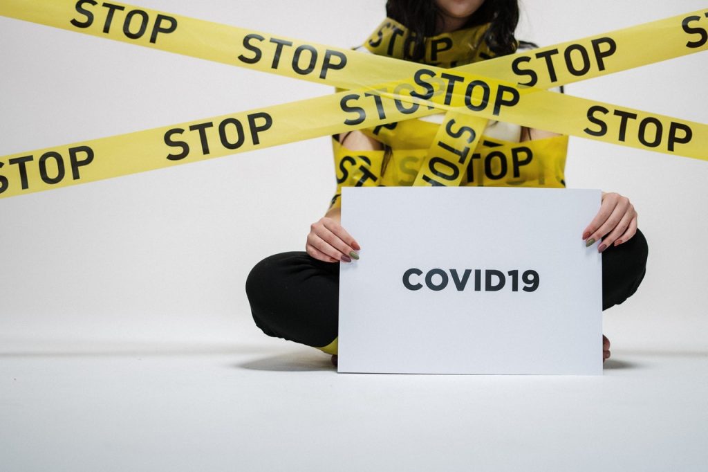 Τι δείχνει νέα έρευνα για τους ασυμπτωματικούς φορείς Covid-19