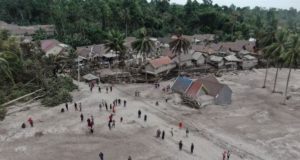 Ινδονησία: Στους 34 οι νεκροί από την έκρηξη του ηφαιστείου Σεμέρου