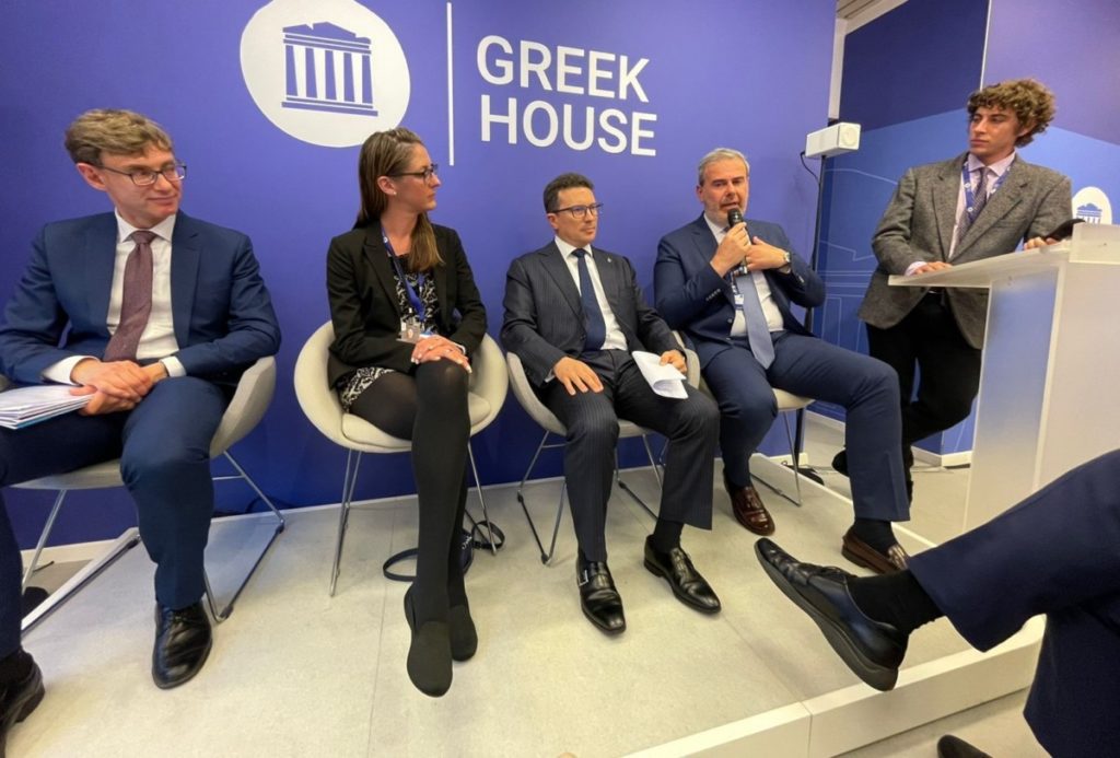 Davos Greek House 1 ΔΗΜΗΤΡΗΣ ΦΡΑΓΚΑΚΗΣ ΓΓ ΕΟΤ