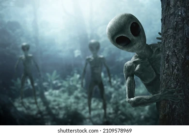 aliens creature forest 260nw 2109578969