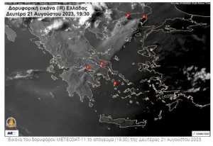 Χάρτης δορυφορικός πυρκαγιες 21 Αυγούστου 2023