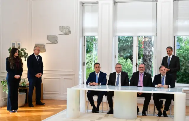 Papastavrou CHEVRON2