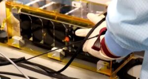 Στο διάστημα αύριο το Αριστοτέλειο – Εκτοξεύεται ο «προπτυχιακός» νανοδορυφόρος PeakSat apth