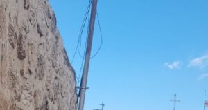 Πόλεμος στη Μέση Ανατολή: Τα θραύσματα από Ιρανικό πύραυλο κοντά σε Πανάγιο Τάφο και Τέμενος Αλ-Άκσα – Βίντεο – Φώτο panagios tafos