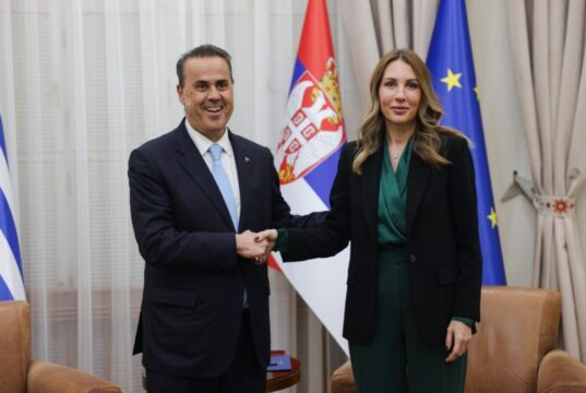 Παπασταύρου: Με φυσικό αέριο μέσω Ελλάδας ο εφοδιασμός της Σερβίας – Το πεδίο ενεργειακής συνεργασίας των δύο χωρών papastavrou serbia 1536x1024